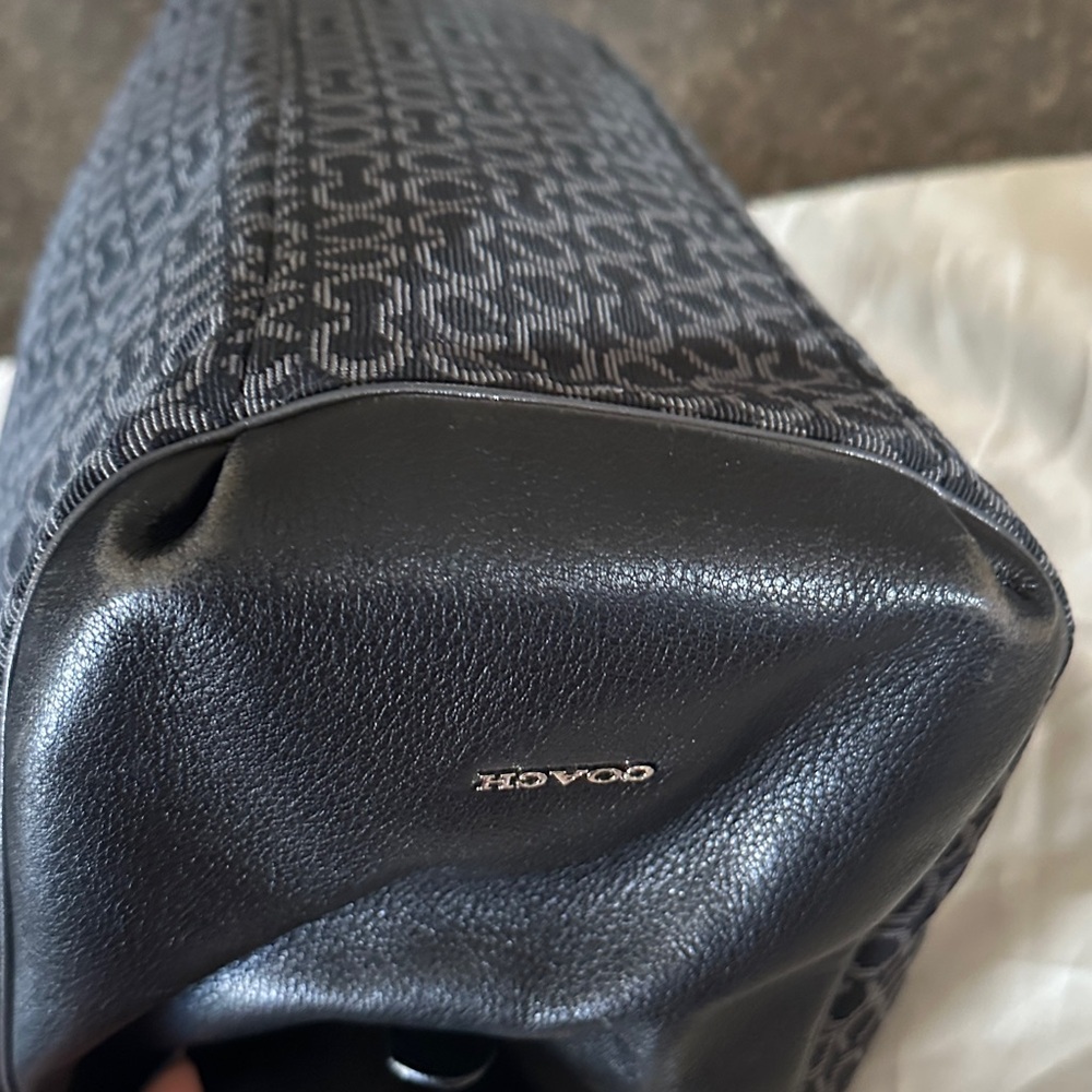 Coach Madison Black Signature Hobo Shoulder Bag - Picture 8 of 14